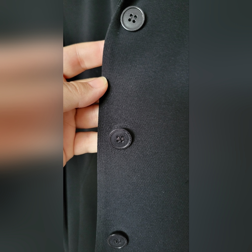 Ann Taylor black blazer, size 6 - Picture 2 of 5